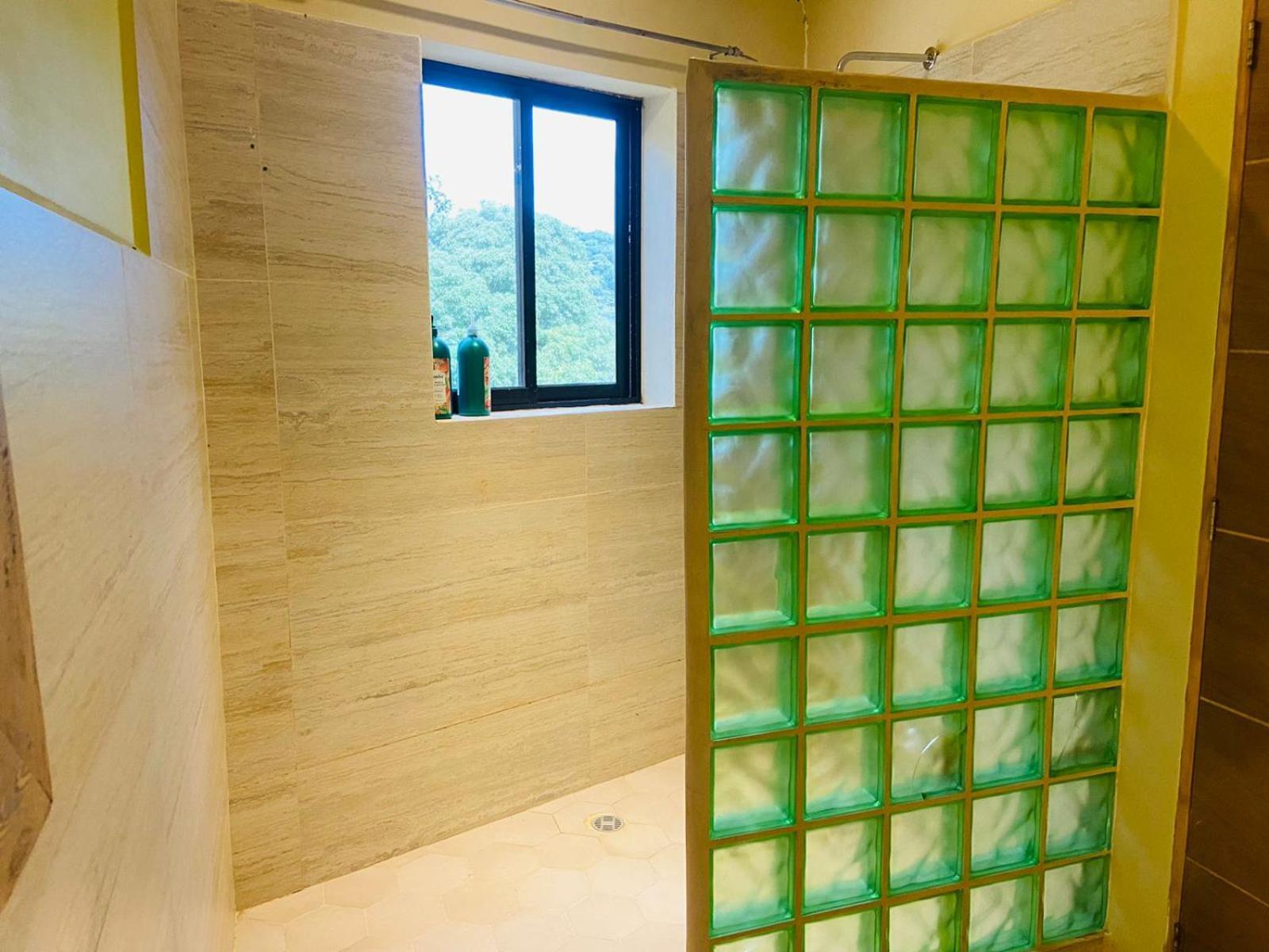 Hostel Hush Maderas San Juan del Sur