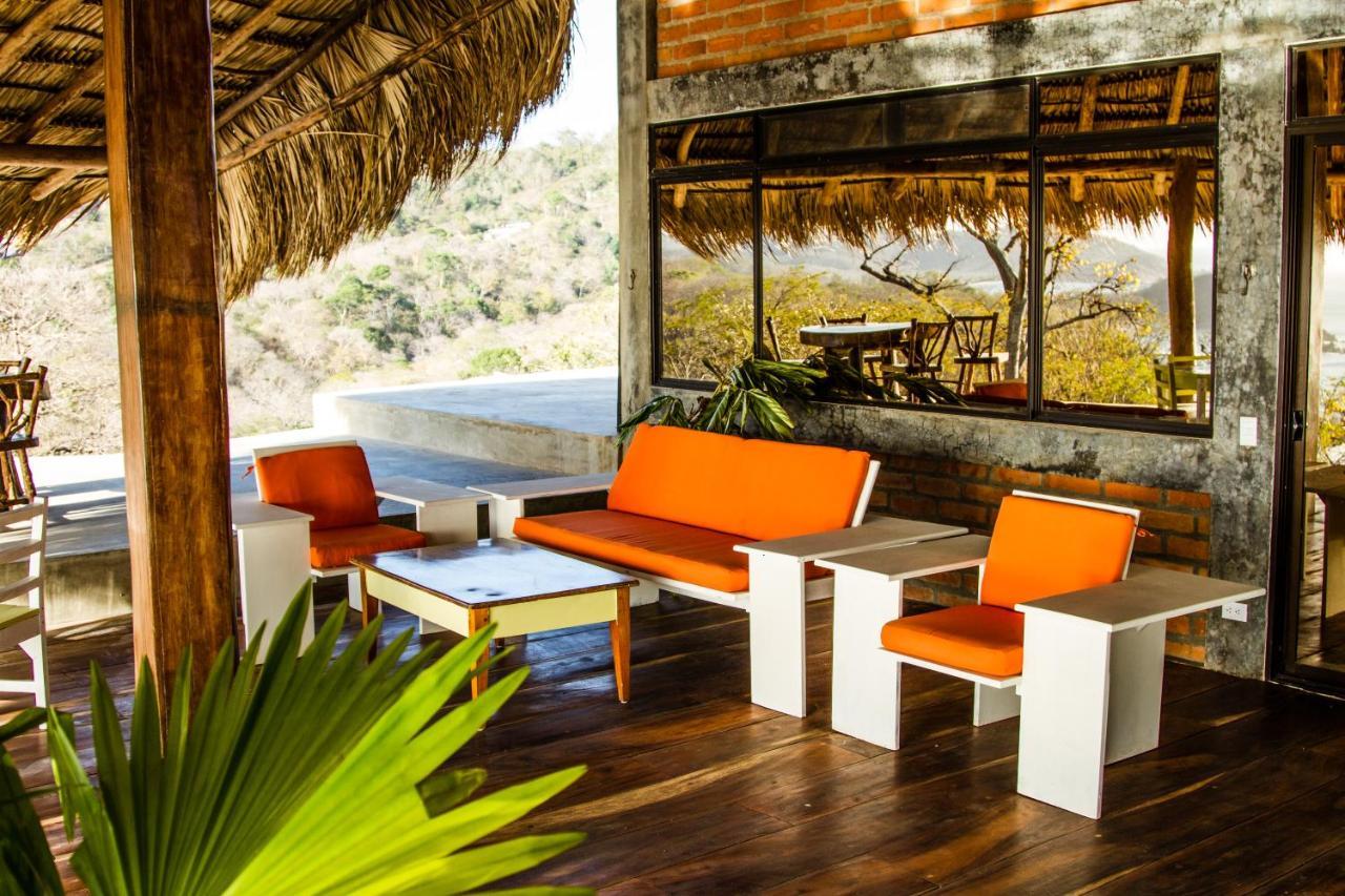 Hostel Hush Maderas *